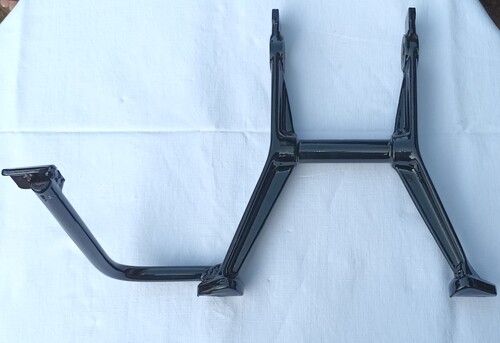 SINGLE & SIAMESE EXHAUST TWIN HEAVYWEIGHT CENTRE STAND WITH FOOT EXTENSION BAR.