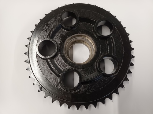 SPROCKET,REAR BRAKE DRUM. QD 1957 ONWARDS